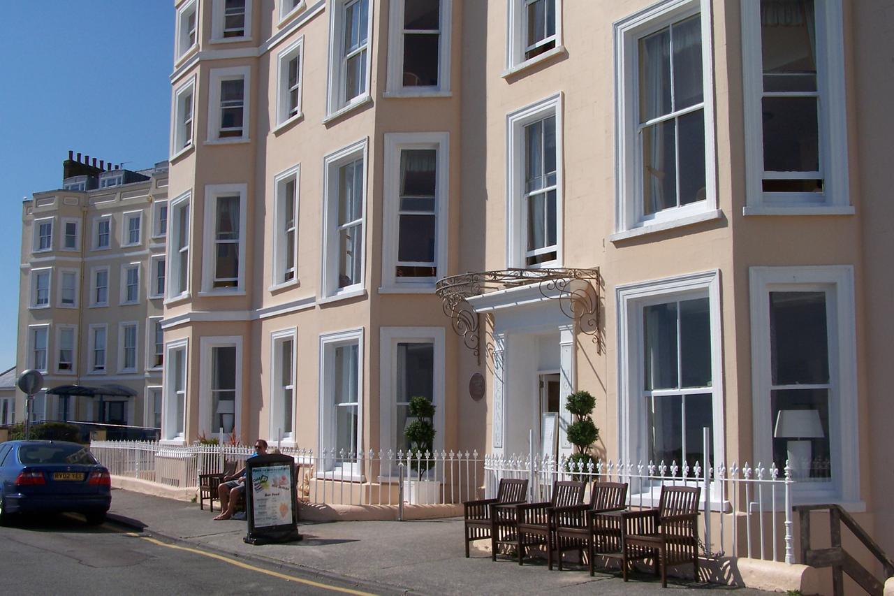 The Belgrave Hotel Tenby Exterior foto